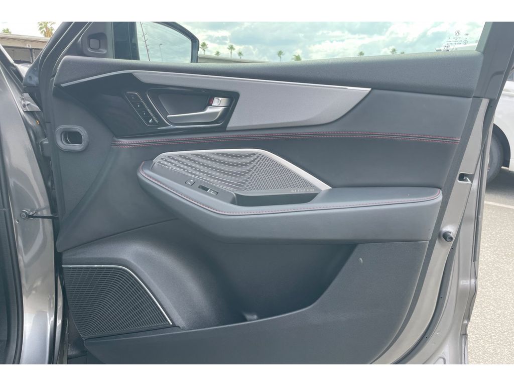 2023 Acura MDX SH-AWD A-Spec photo 17