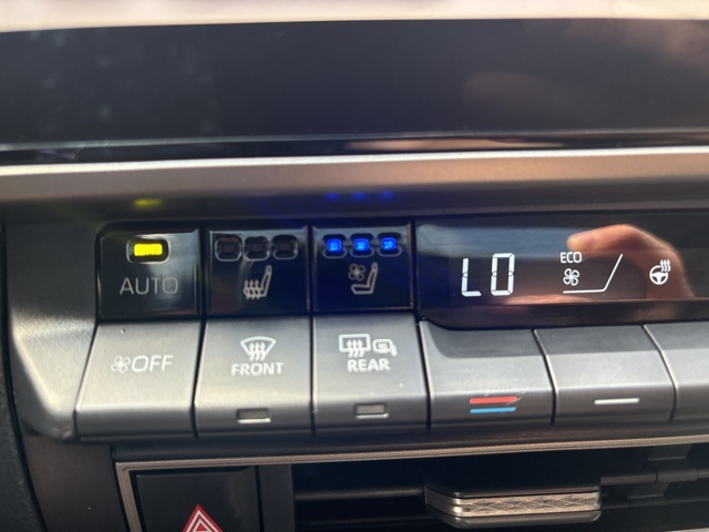 2025 Toyota Camry XLE photo 2