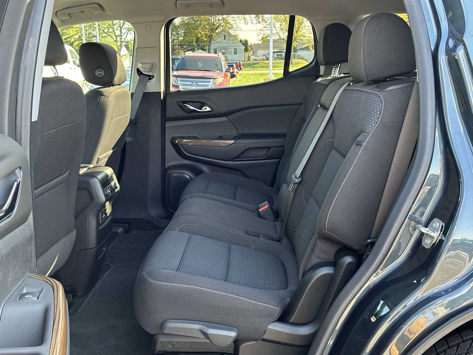 2020 Gmc Acadia SLE photo 21