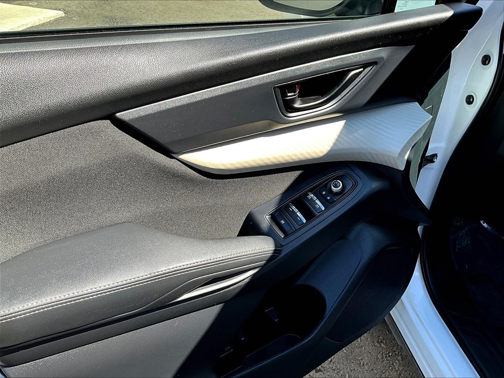 2022 Subaru Ascent Base photo 11