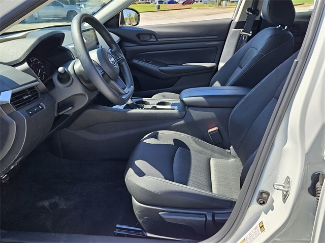 2025 Nissan Altima 2.5 S photo 5