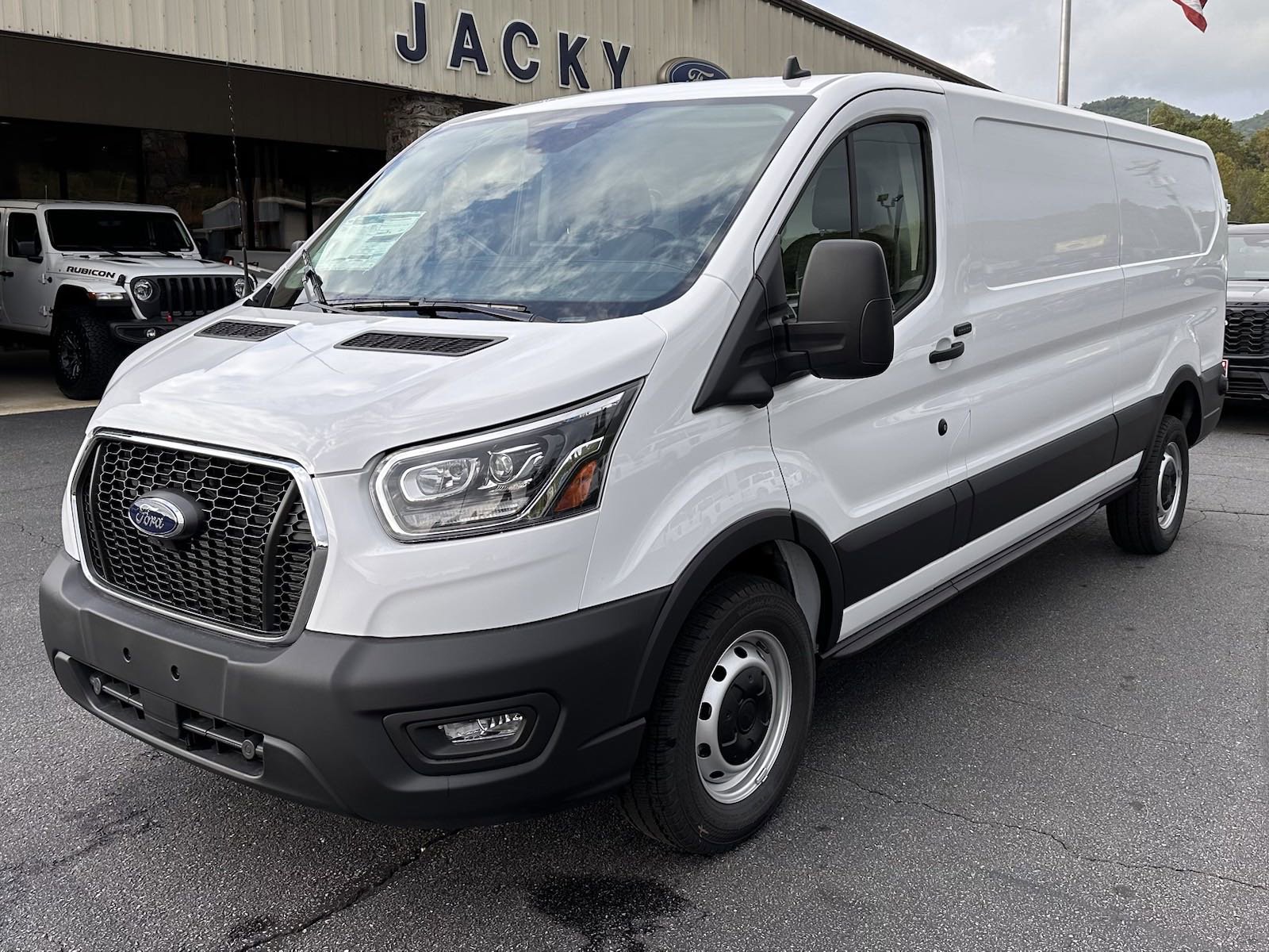 2024 Ford Transit Cargo Van photo 2