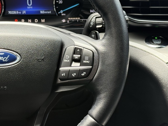 2020 Ford Explorer XLT photo 25
