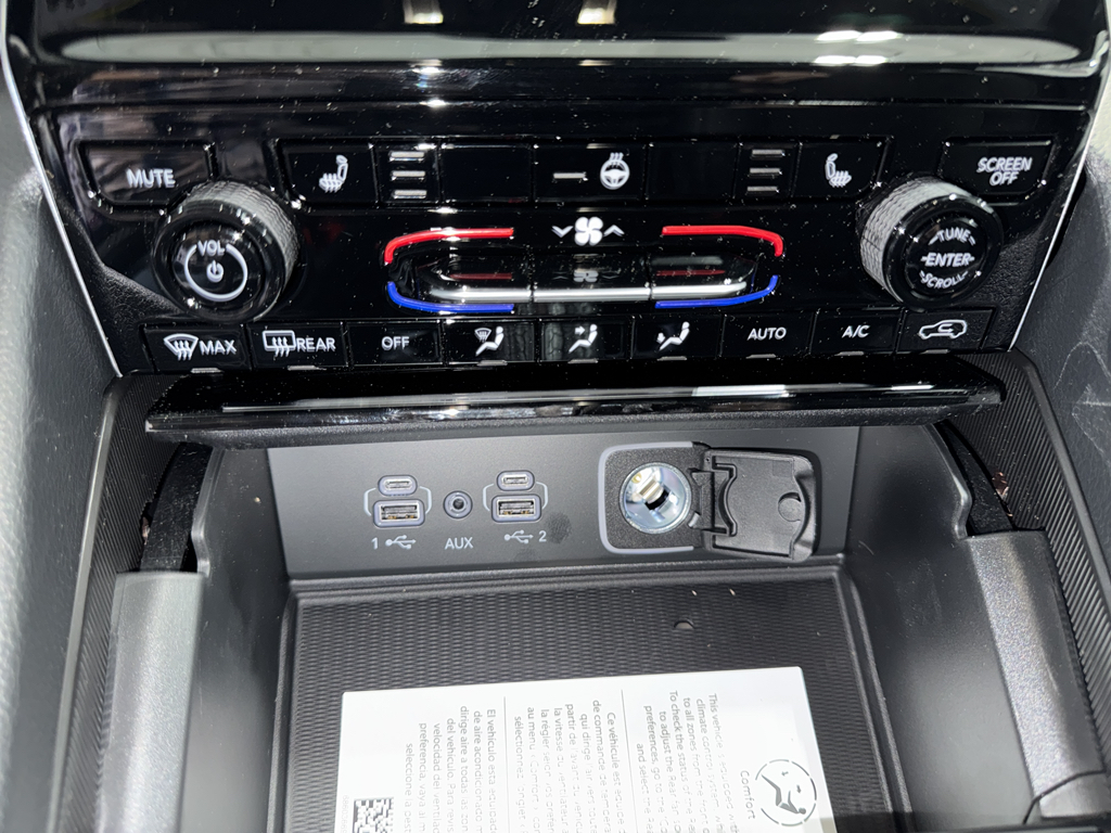 2025 Jeep Grand Cherokee Altitude X photo 35