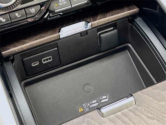 2023 Gmc Yukon Denali photo 18