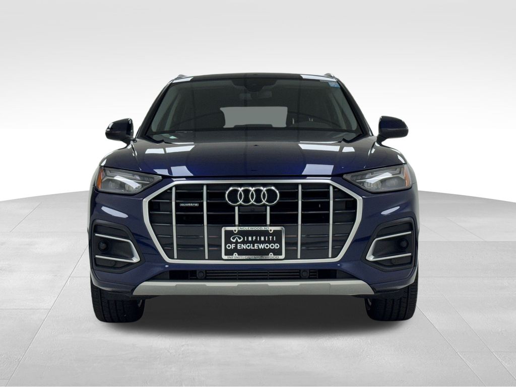 2021 Audi Q5 45 Premium Plus photo 2