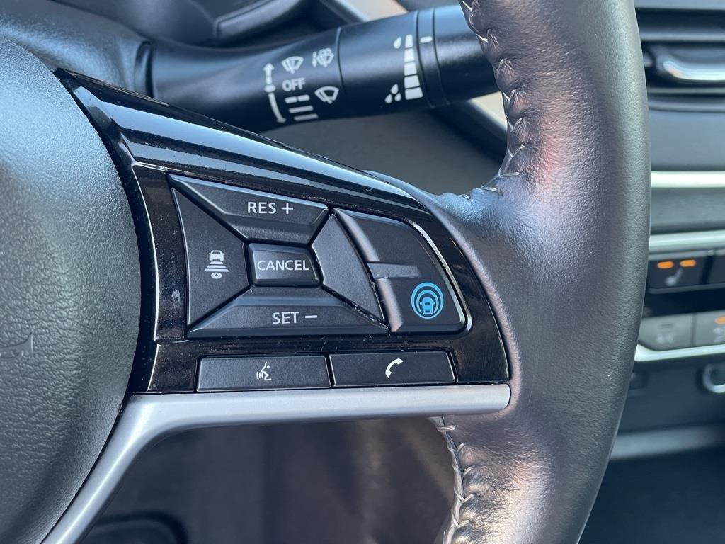 2021 Nissan Altima 2.5 SV photo 14