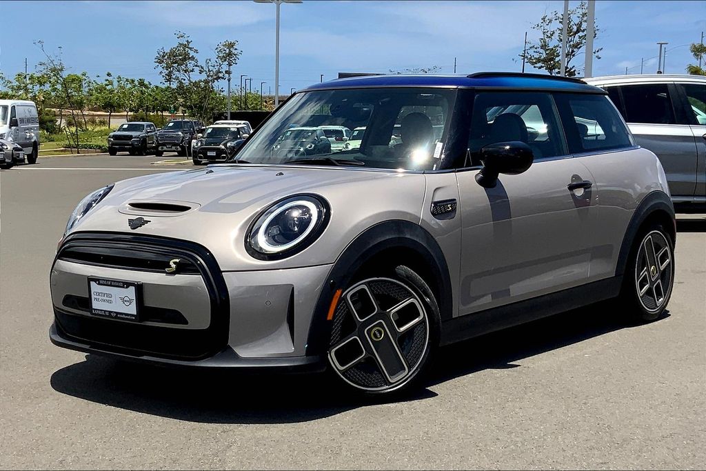 Image 3 of Certified Used 2022 MINI ELECTRIC HARDTOP 2 DOOR SIGNATURE PLUS