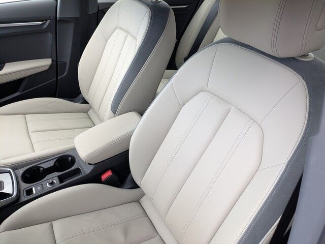 2022 Audi A3 Premium Plus 40 TFSI Quattro S line photo 11