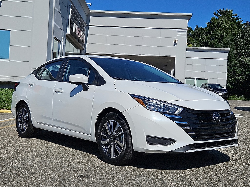 2025 Nissan Versa 1.6 SV photo 24