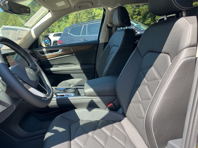 2026 Volkswagen Atlas SE Technology photo 8
