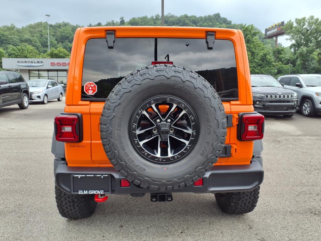2025 Jeep Wrangler Rubicon photo 4