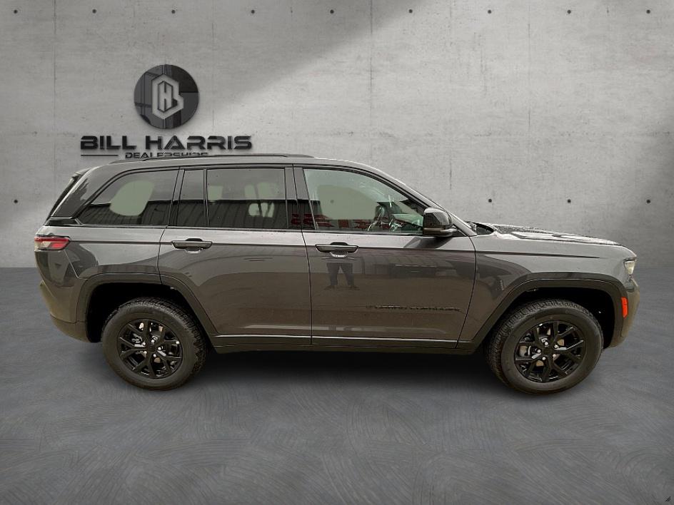 2025 Jeep Grand Cherokee Altitude X photo 5