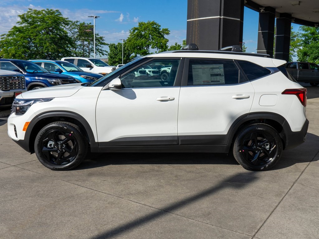 2026 Kia Seltos EX photo 3