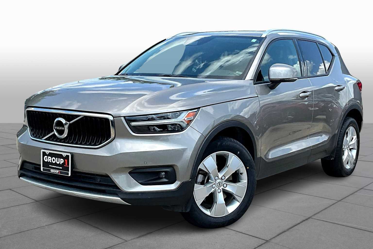 2022 Volvo XC40