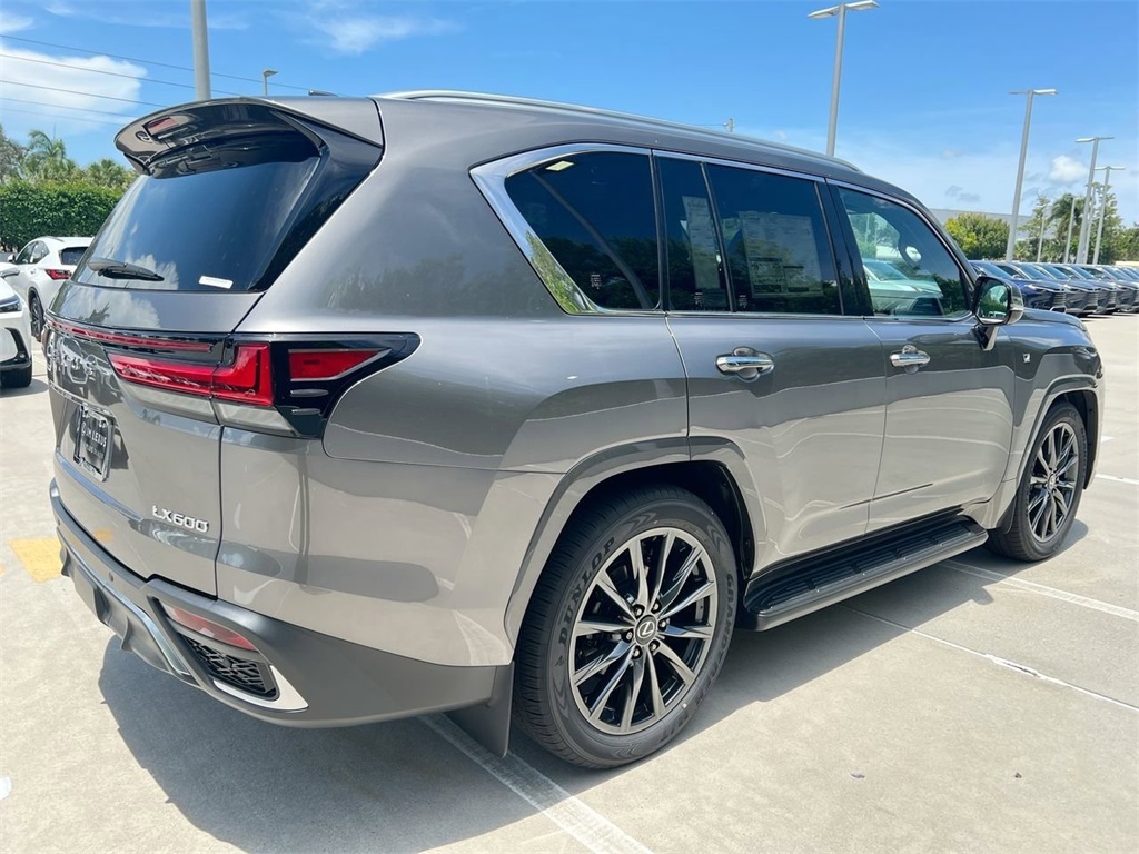 2025 Lexus LX 600 F SPORT Handling photo 4