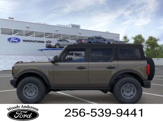 2025 Ford Bronco Base photo 3