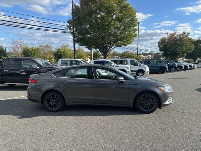 2018 Ford Fusion S photo 4