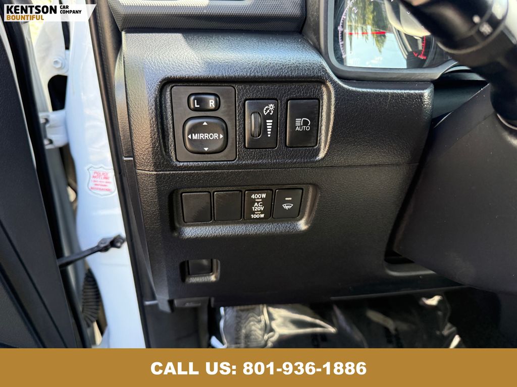 2024 Toyota 4Runner SR5 Premium photo 20