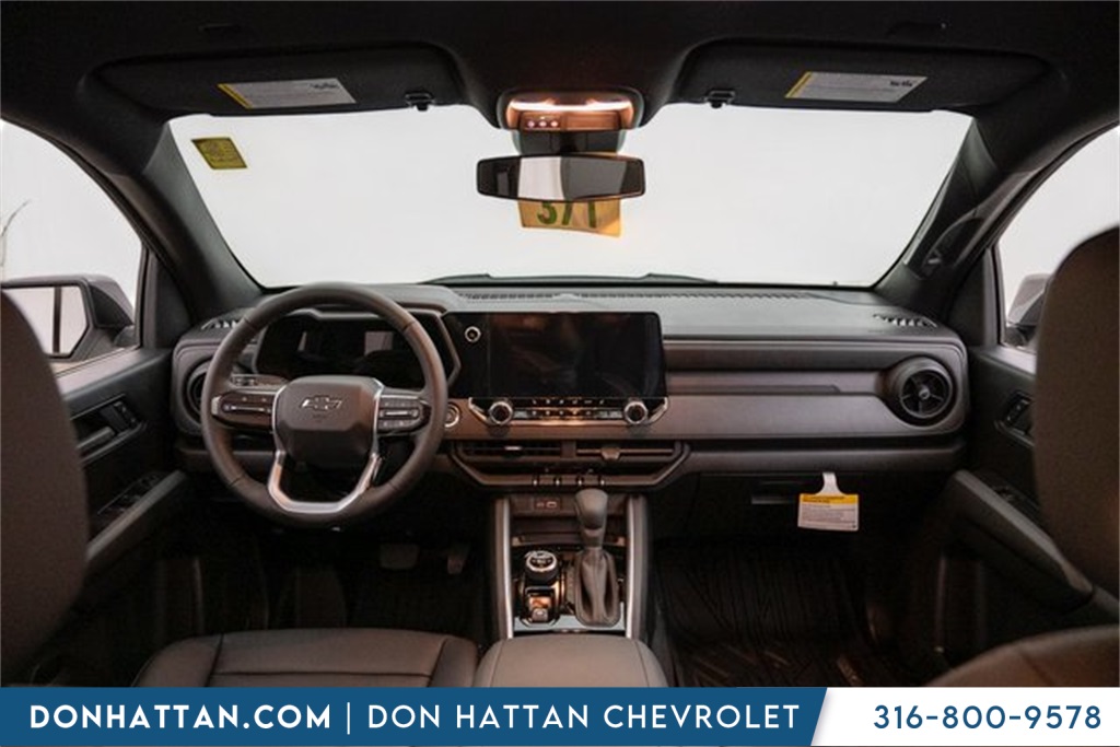 2026 Chevrolet Colorado Trail Boss photo 3