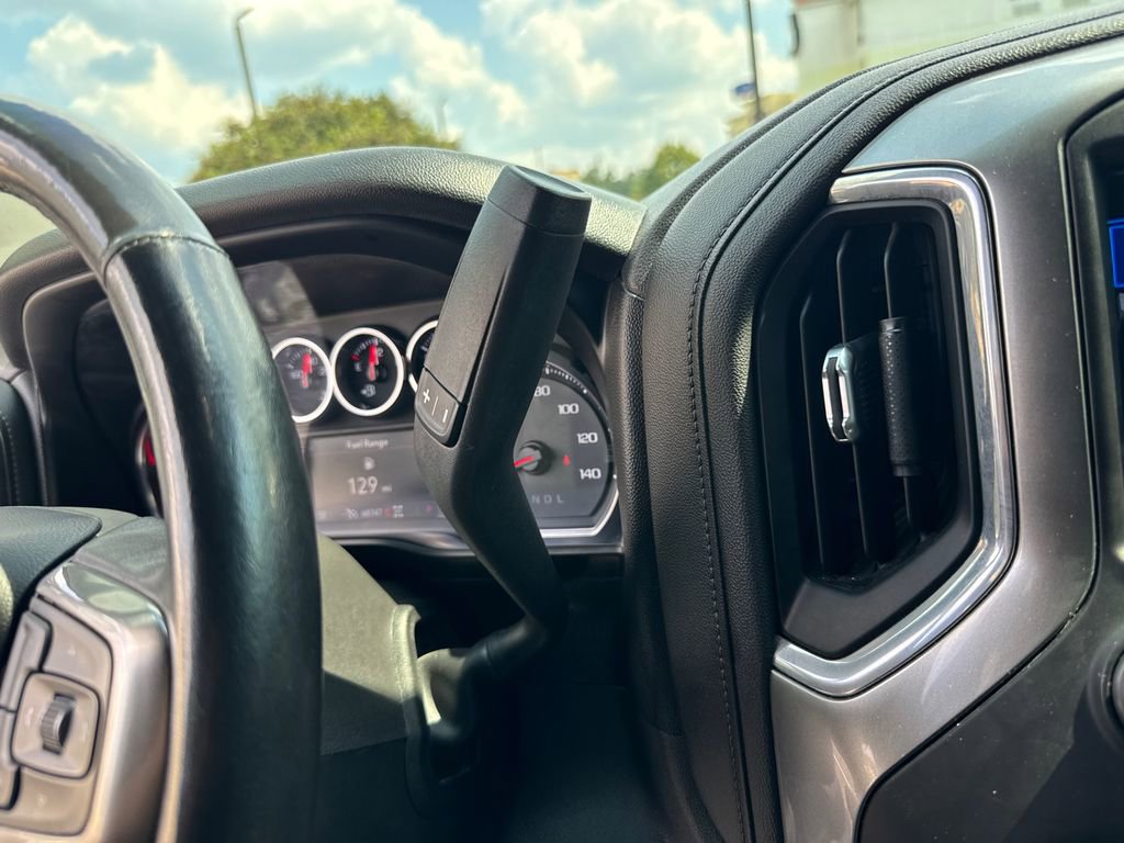 2020 Chevrolet Silverado 1500 RST photo 29
