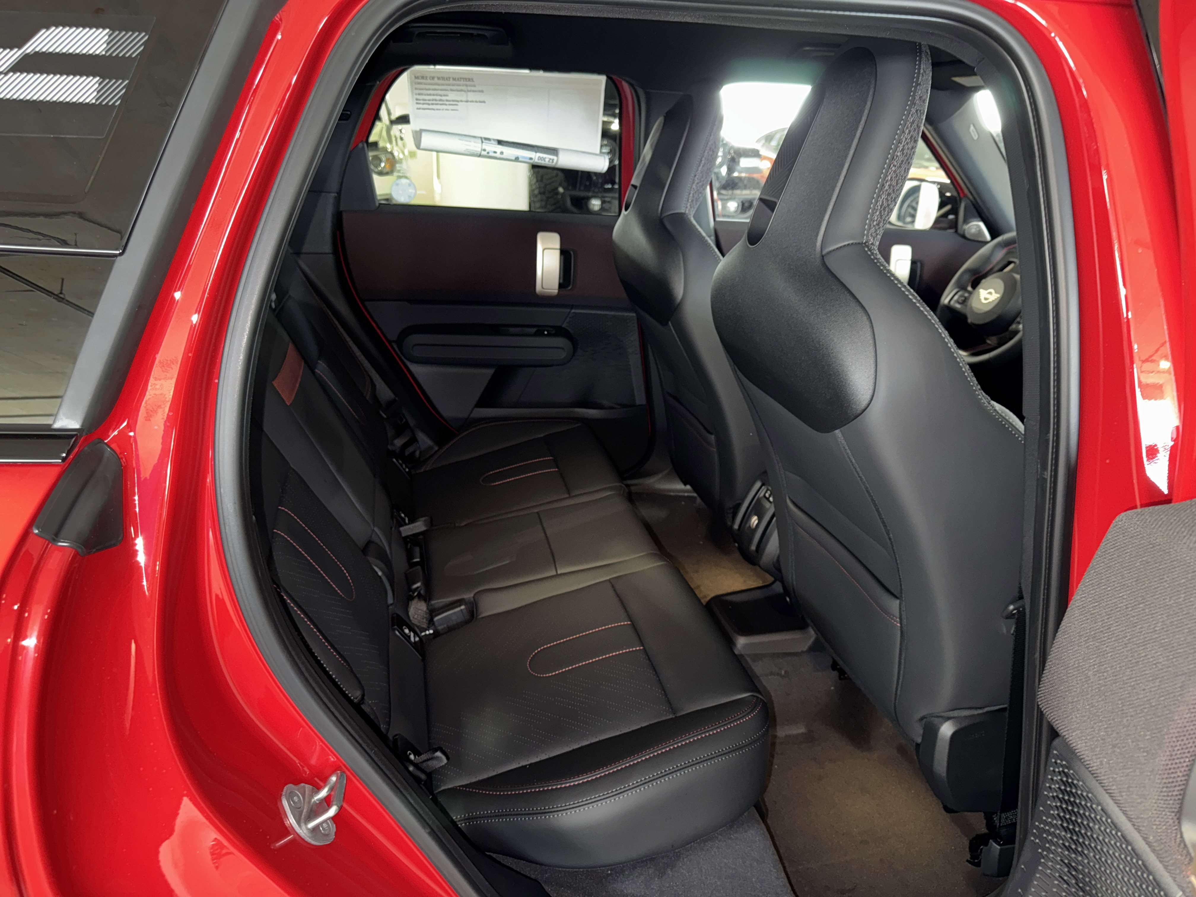 2026 Mini Countryman Iconic ALL4 photo 3