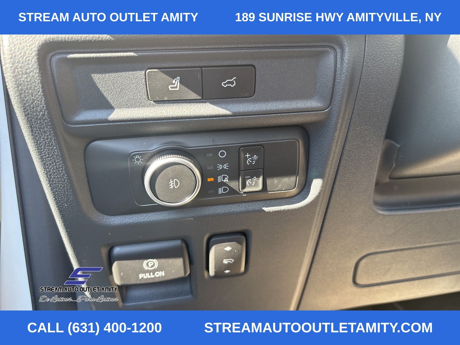 2022 Ford Expedition MAX Limited photo 19
