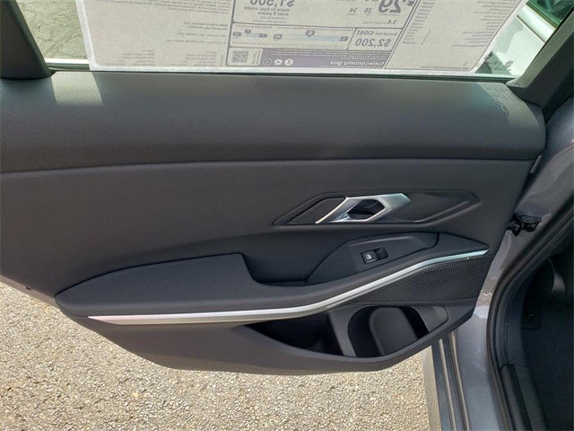 2025 Bmw 330i xDrive photo 13