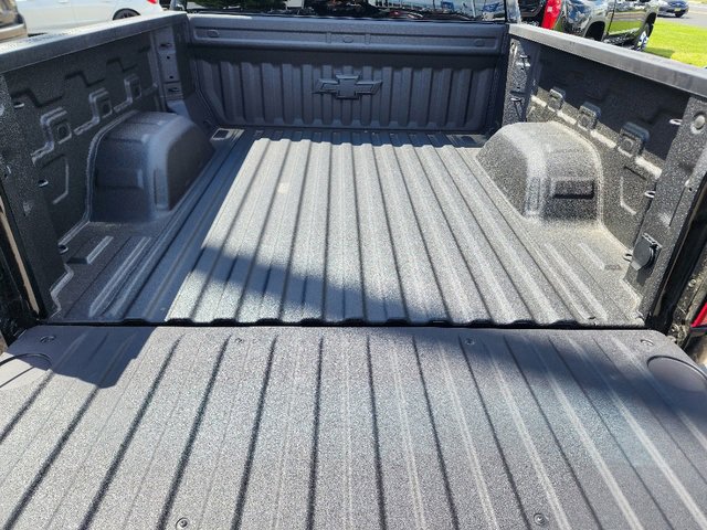 2025 Chevrolet Silverado 1500 Custom Trail Boss photo 5