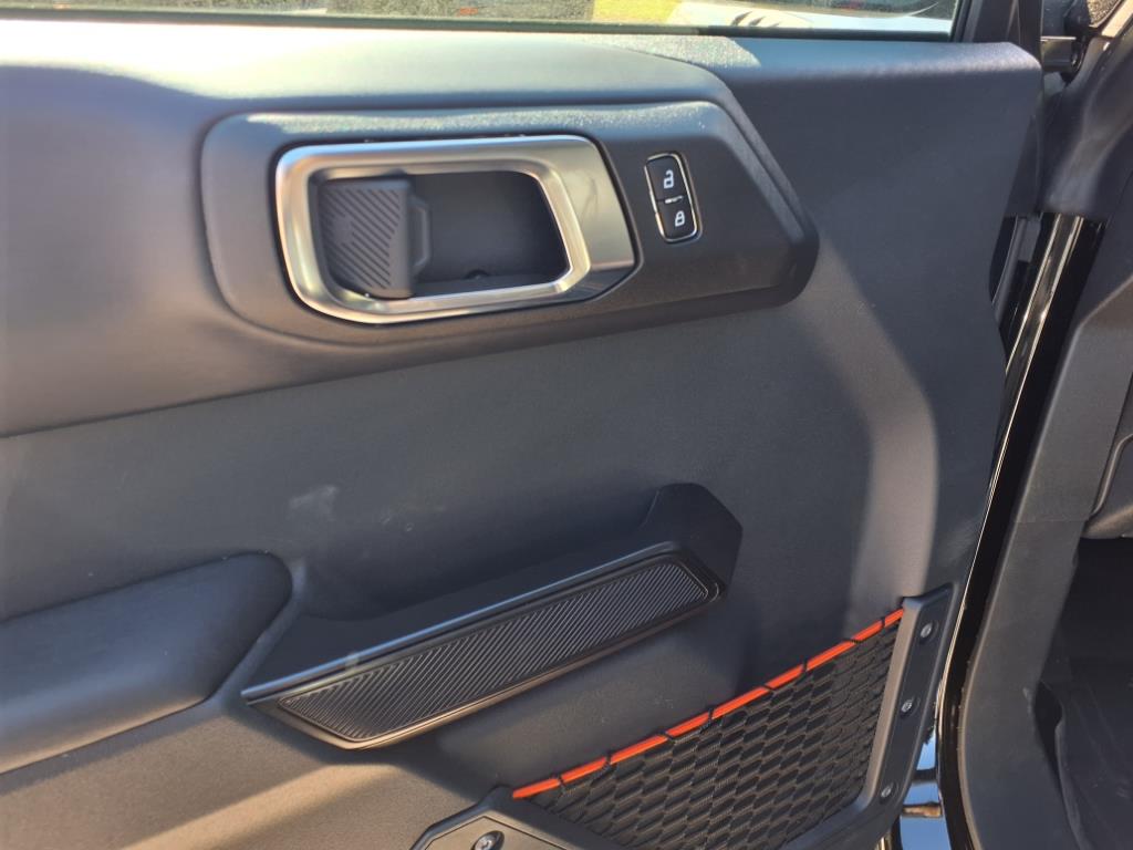 2025 Ford Bronco Raptor photo 13