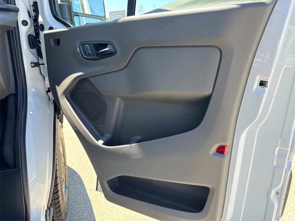 2025 Ford Transit Cargo Van photo 15
