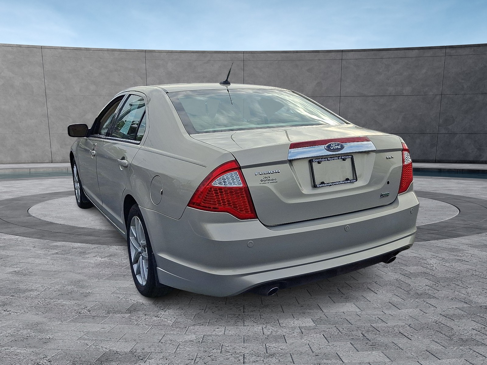 2010 Ford Fusion SEL photo 8