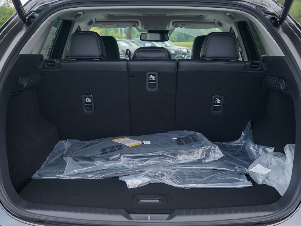 2025 Mazda CX-5 2.5 S Preferred photo 5