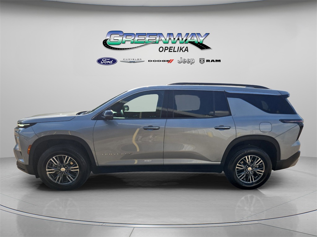 2024 Chevrolet Traverse photo 3