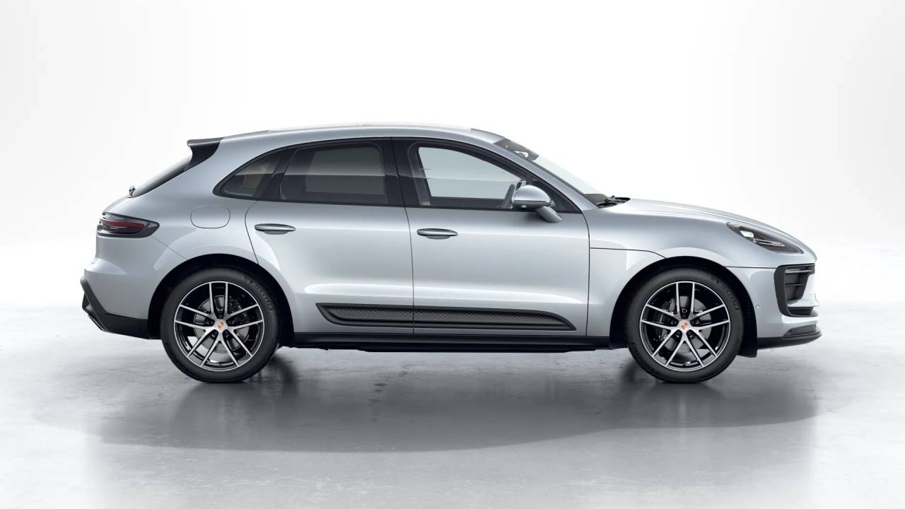 2026 Porsche Macan Base photo 7