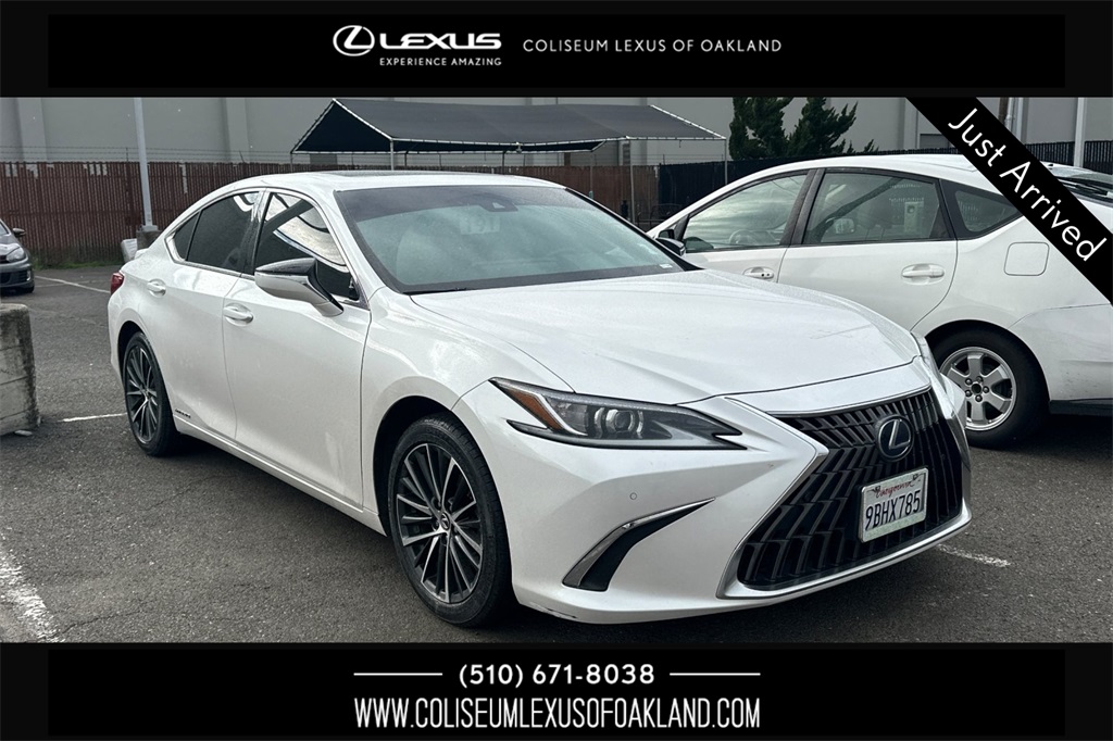 2022 Lexus ES Hybrid 300h