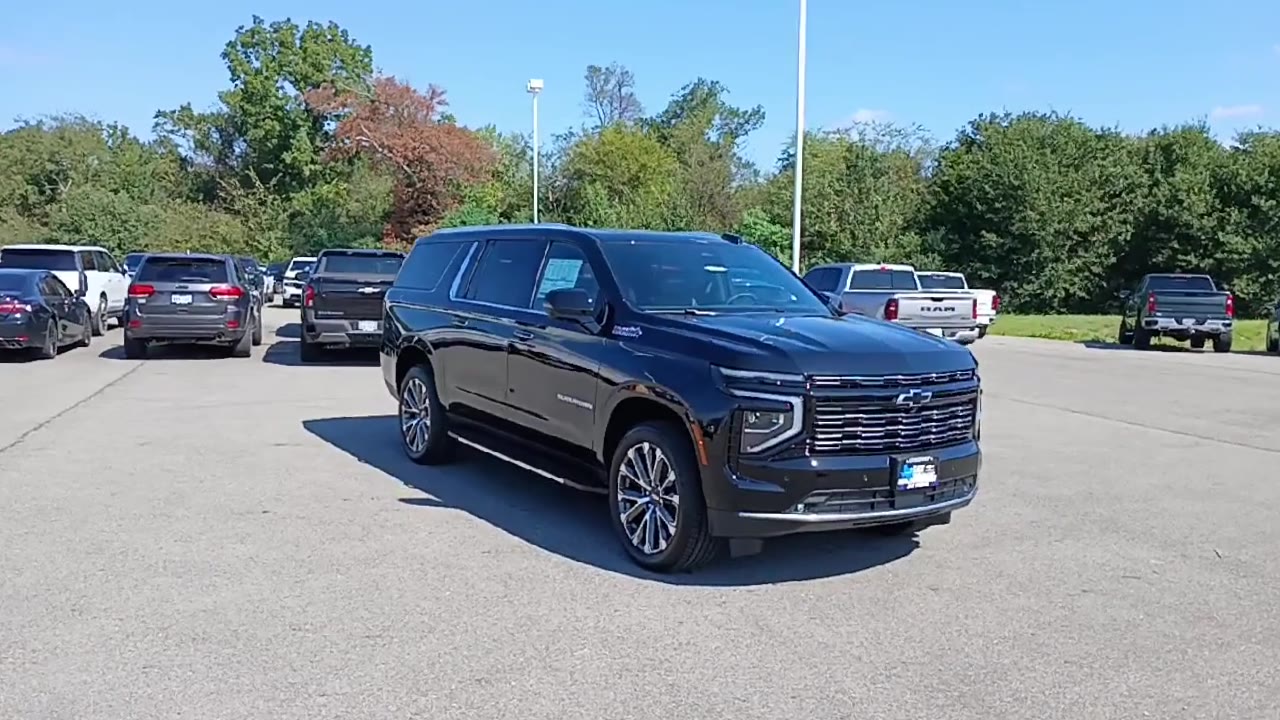 2026 Chevrolet Suburban High Country photo 2