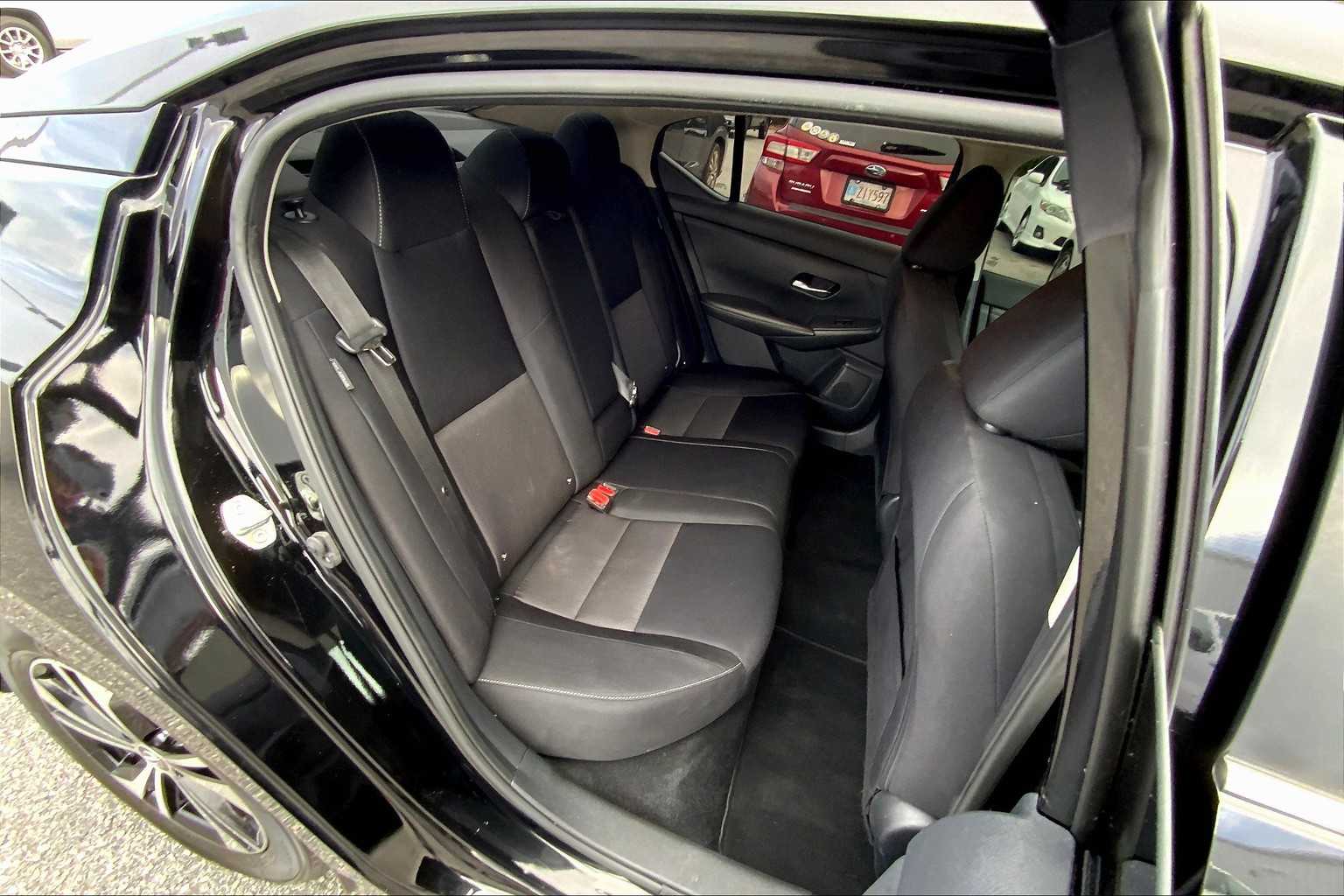 2021 Nissan Sentra SV photo 18