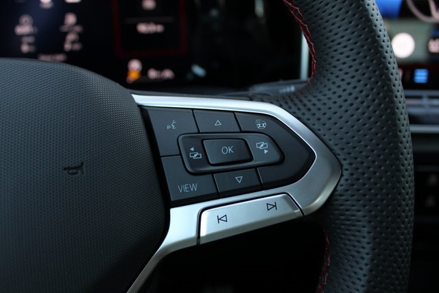 2025 Volkswagen Golf GTI Autobahn photo 11