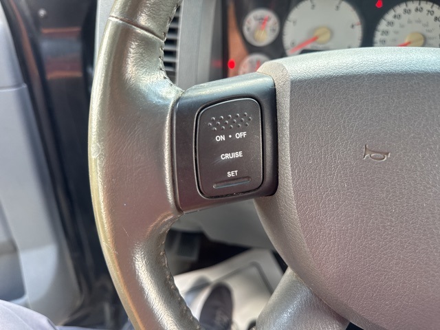 2006 Dodge Ram SLT photo 18