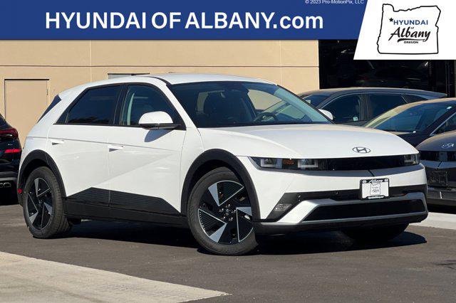 2025 Hyundai IONIQ 5 SE's photo