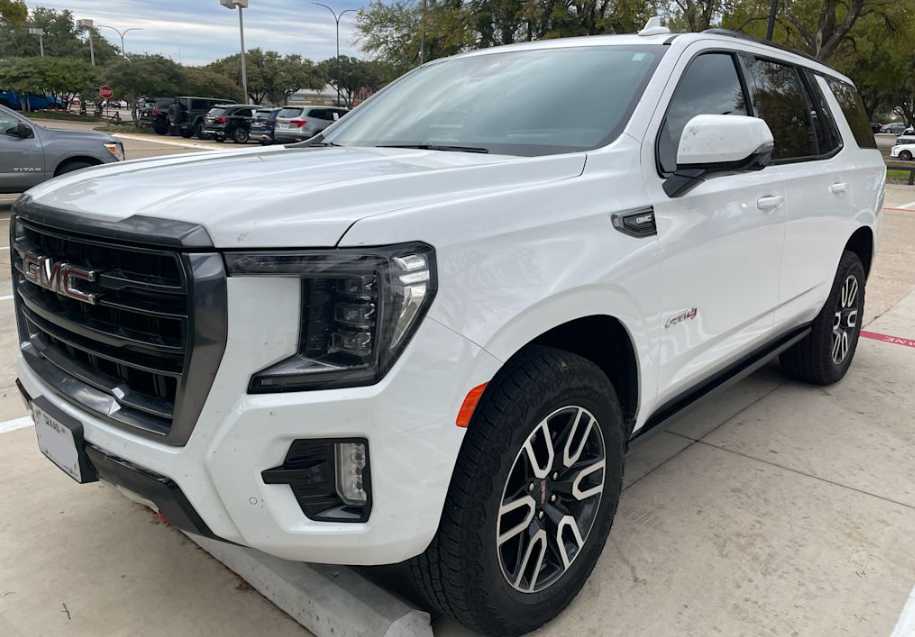2024 GMC Yukon AT4's photo