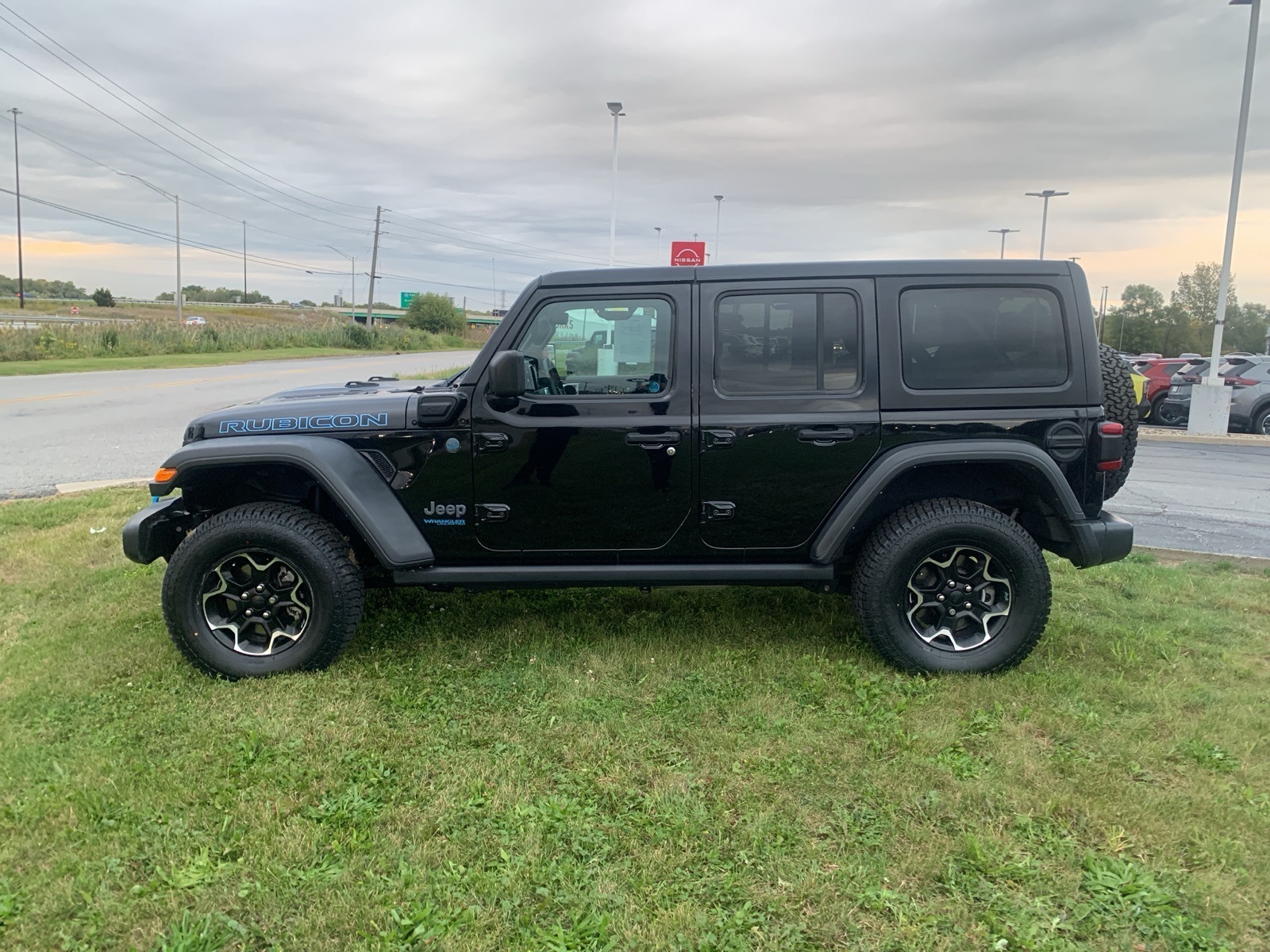 2021 Jeep Wrangler Unlimited Rubicon 4xe photo 2