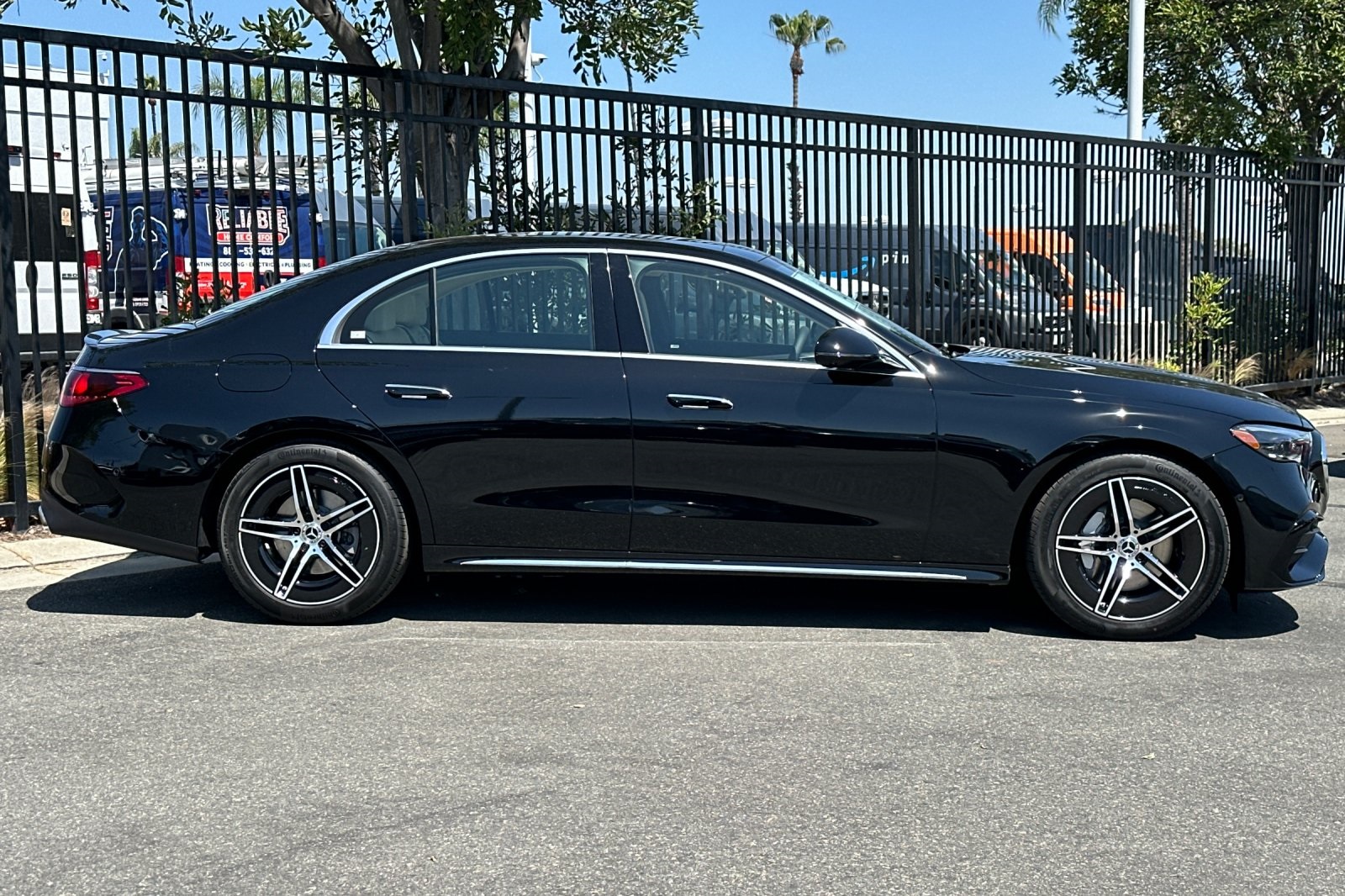 2025 Mercedes Benz E 350 photo 4