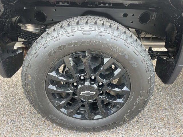 2026 Chevrolet Silverado 2500HD Custom photo 7