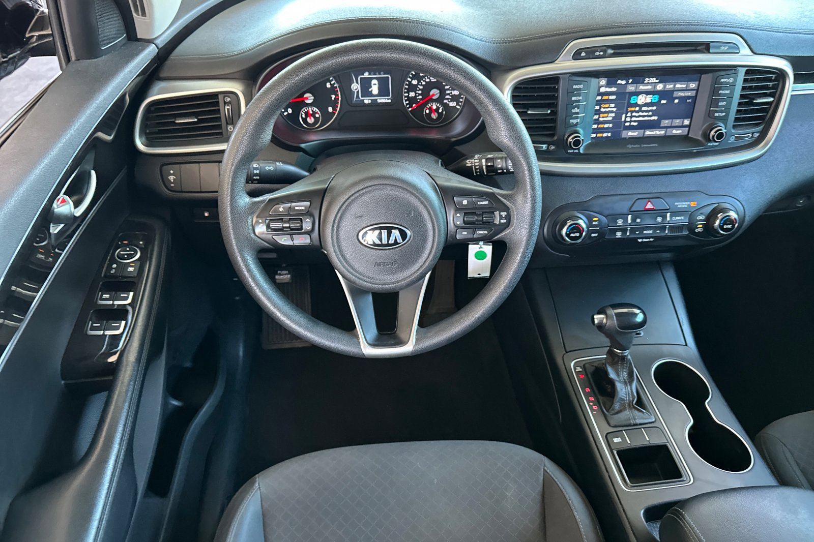 2018 Kia Sorento LX photo 13