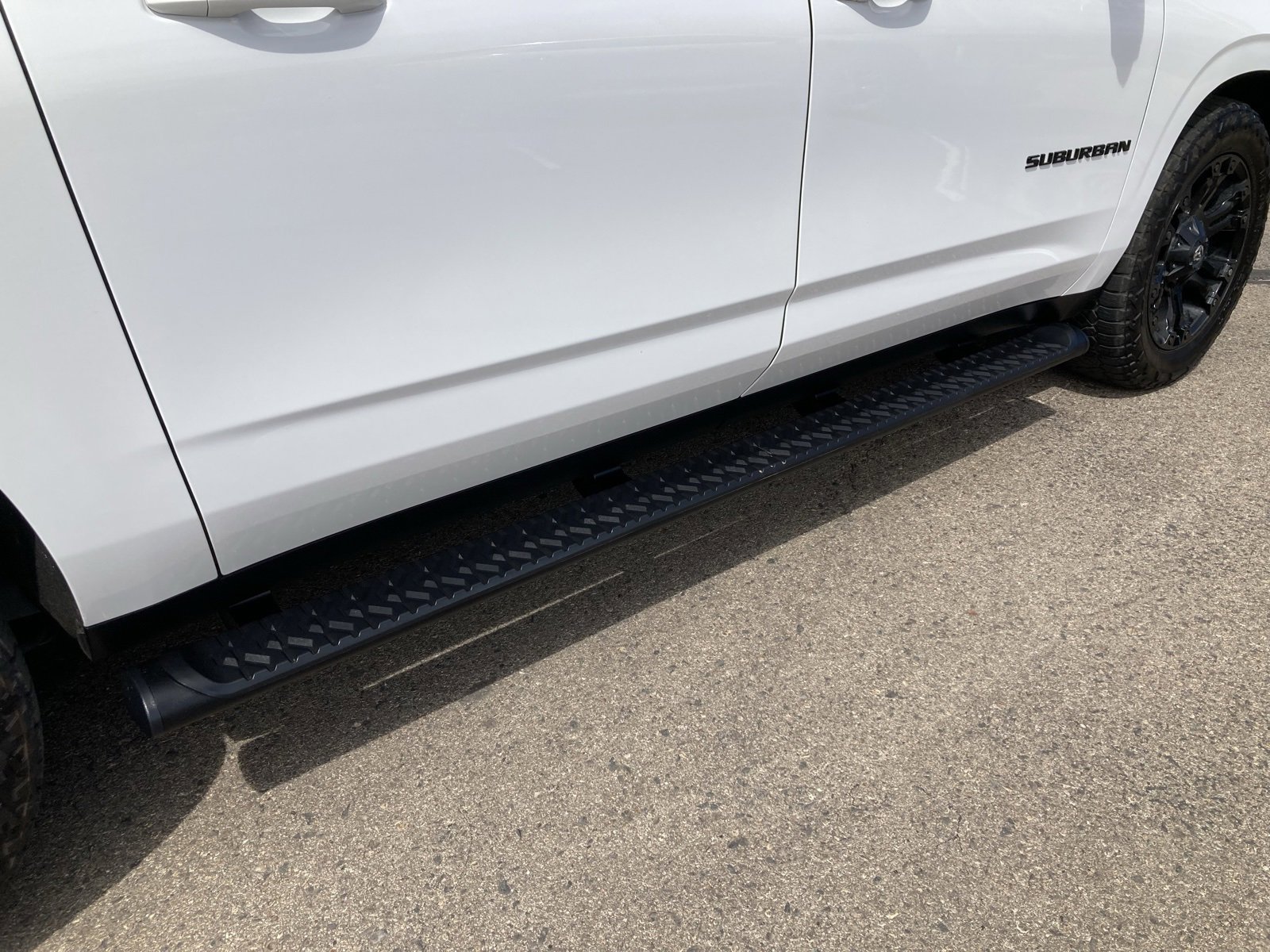 2024 Chevrolet Suburban Z71 photo 6