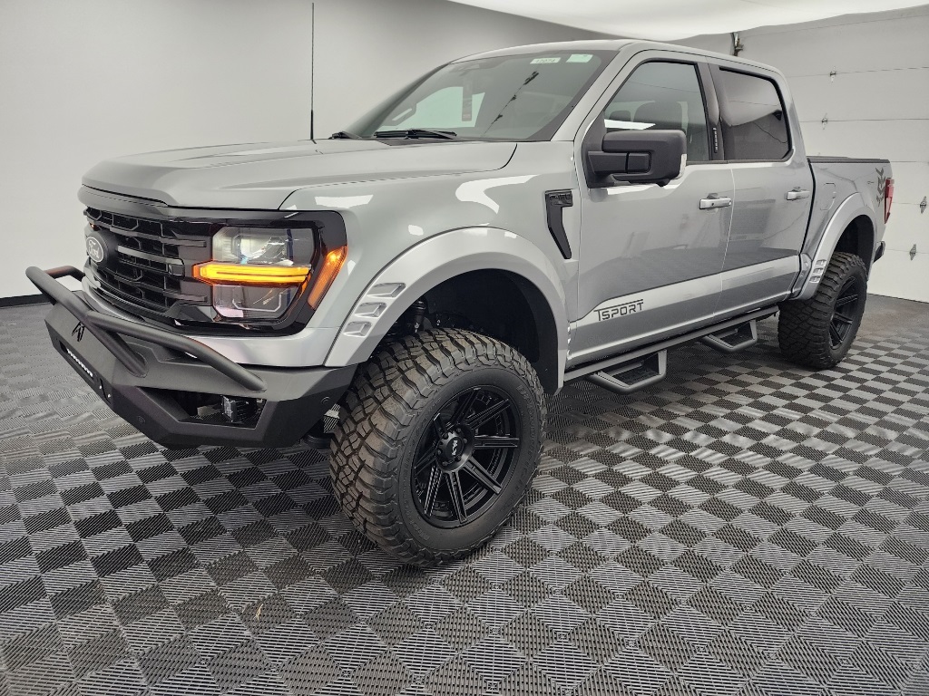 2024 Ford F-150 XLT photo 3