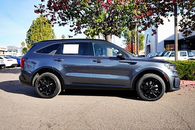 Used 2022 Gray Kia SX image 5