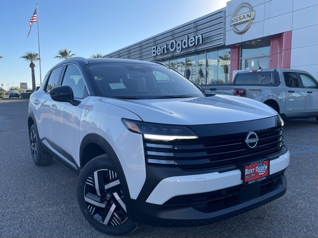 2026 Nissan Kicks SV's photo